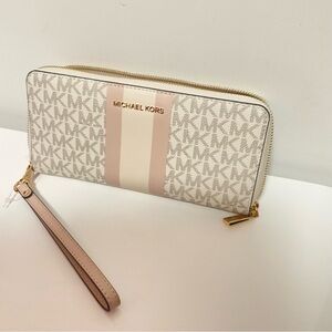 Michael Michael Kors Logo Continental Wallet / Wristlet (NWT)